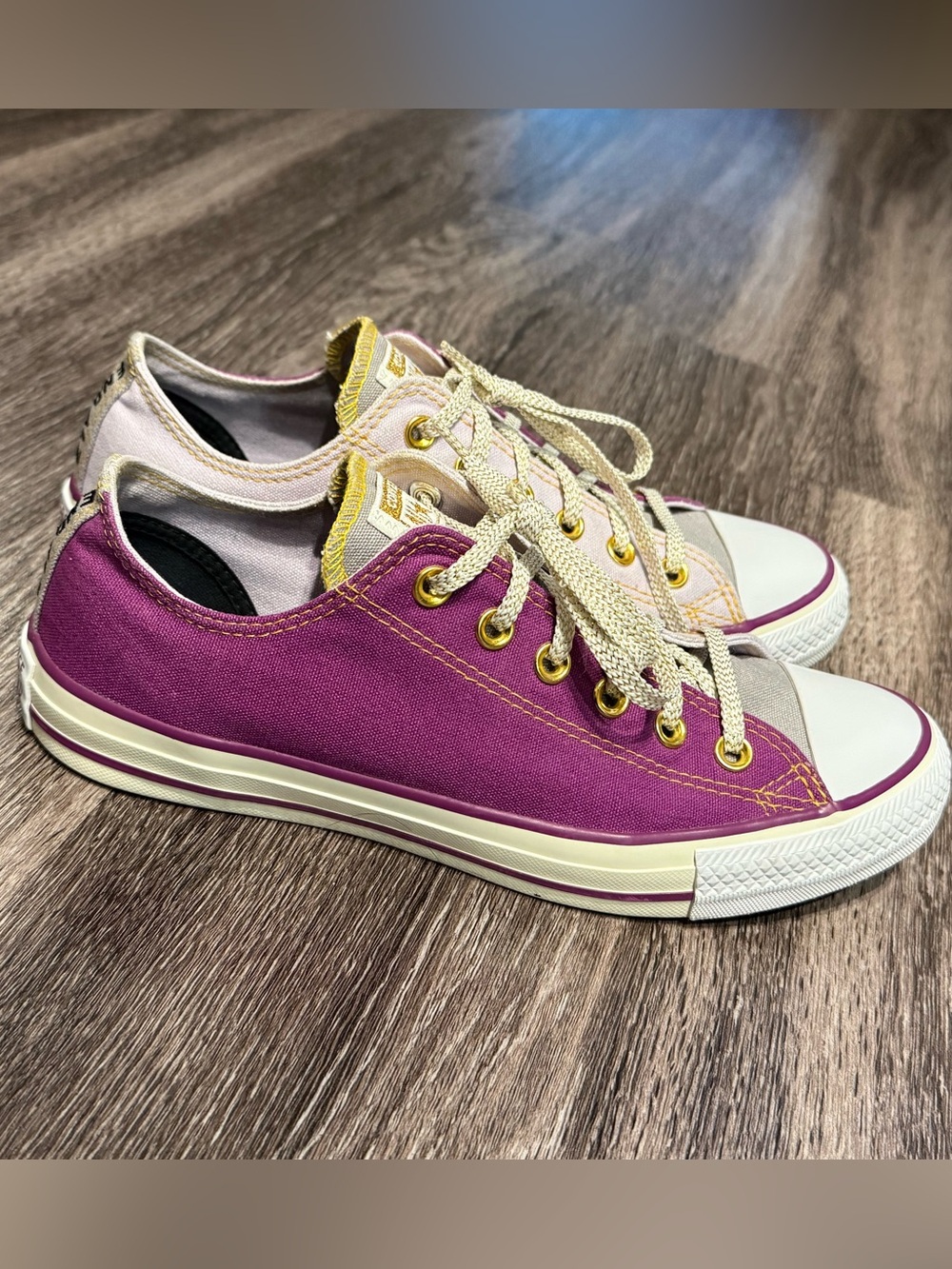 Converse colorblock low cut sneakers
